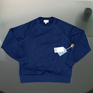 Feat Navy Crew Neck Ribbed Cuffs & Trim Soft Sweatshirt Made W/Roam Fabric NWT